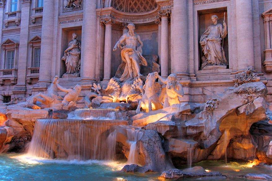 Trevi Fountain in Rome Italy