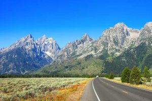 American road trip - driving in Grand Teton National Park