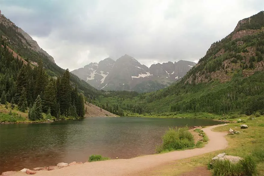 Maroon Bells in the rain