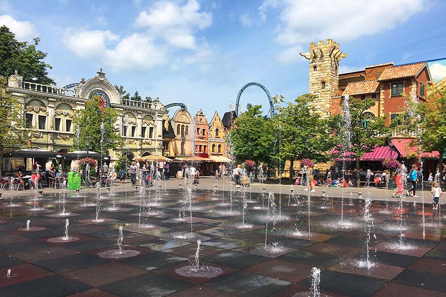 Dancing fountains at Plopsaland De Panne