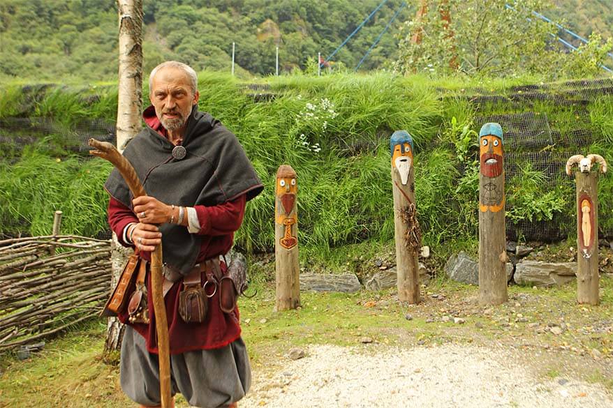 Viking Experience - our guide at the Viking Valley in Gudvangen