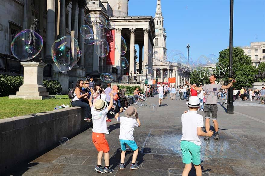 It's always fun to watch street artists in London