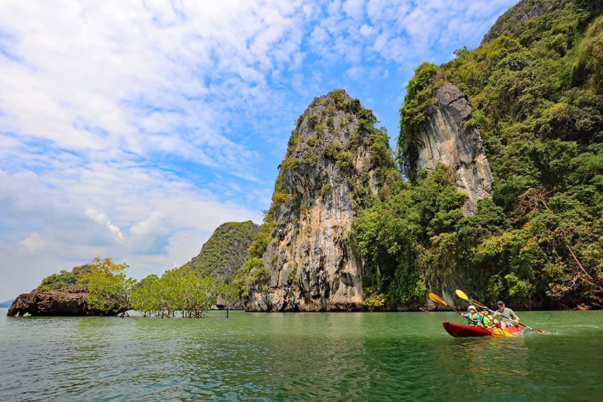 Kayaking near Ko Talabeng - Koh Lanta Thailand