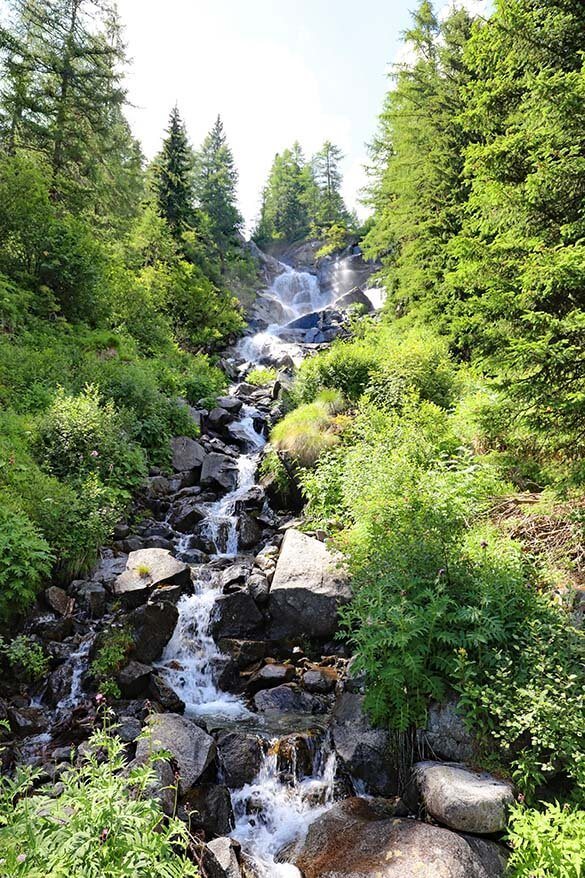 Small waterfall along Val di Fumo hike in Italy