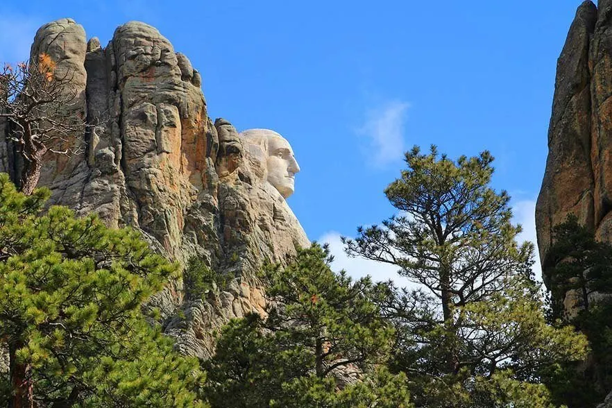 George Washington sculpture - Mt Rushmore Presidential Trail