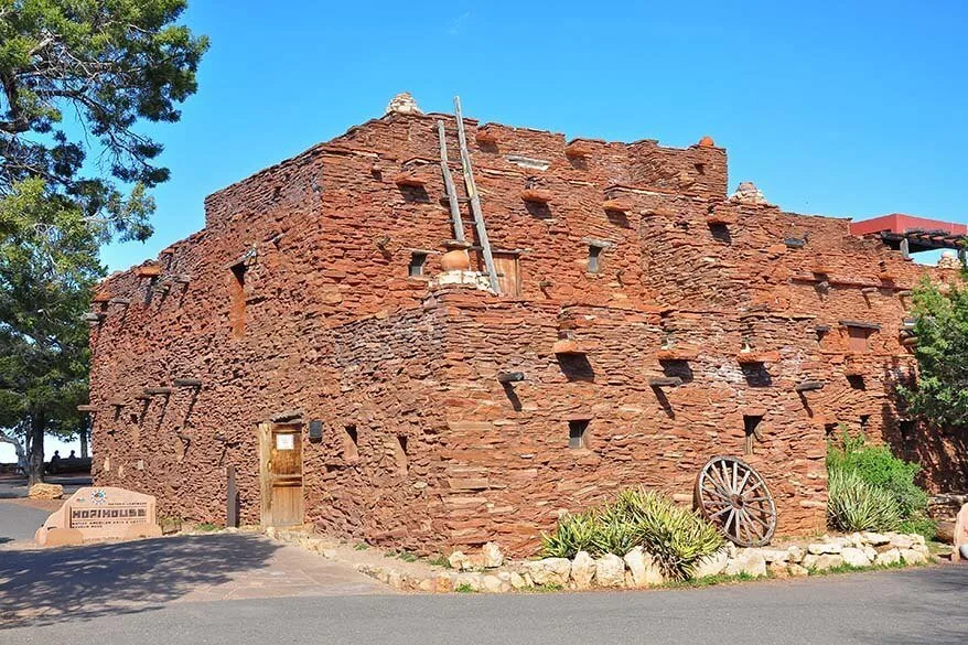 Hopi House at the Grand Canyon