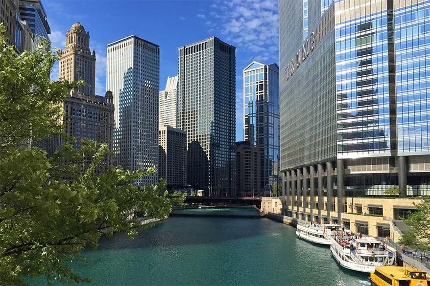 Chicago architecture river cruise is must do in Chicago