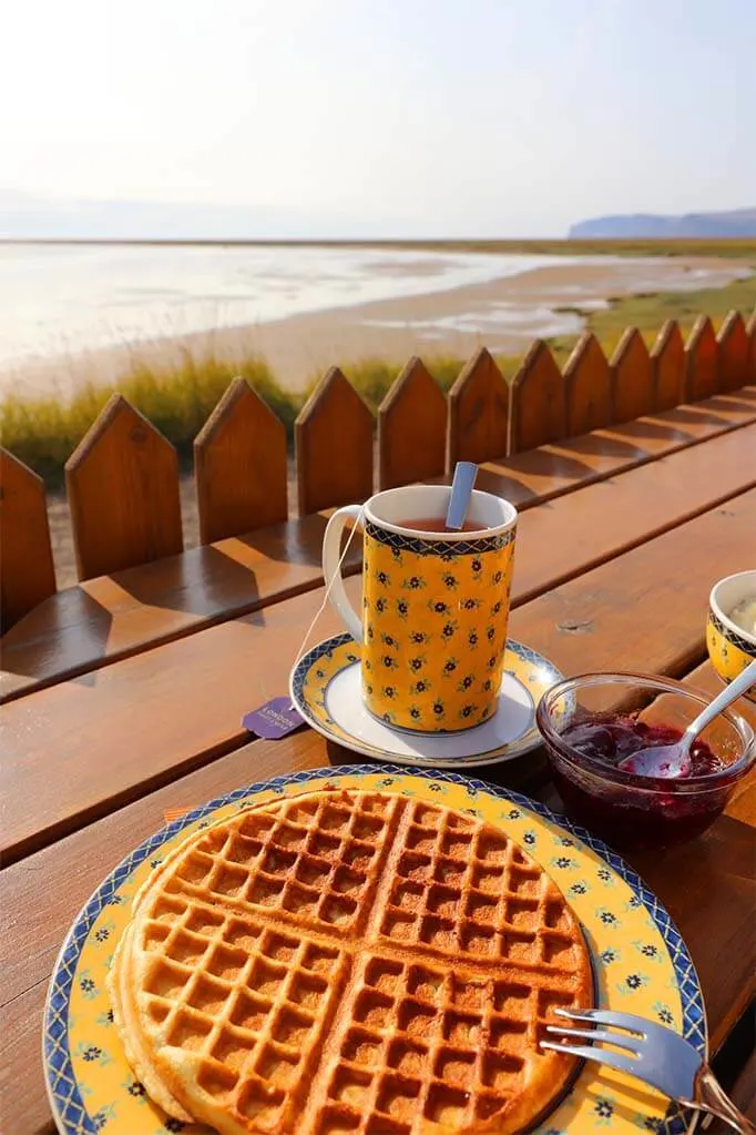 Franska kaffihusid - French Cafe at Raudasandur Beach in the Westfjords in Iceland