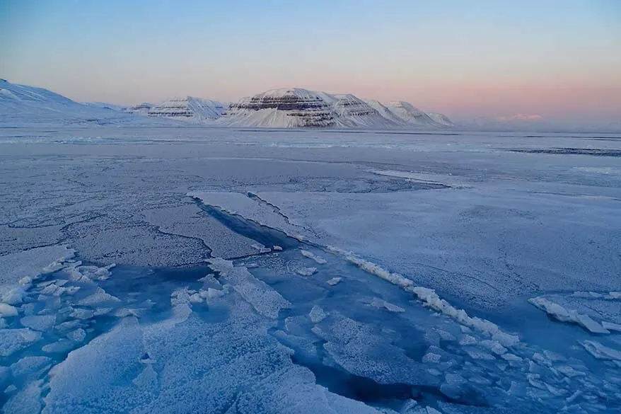 Svalbard cruise - boat trip to Nordenskioldbreen and Pyramiden