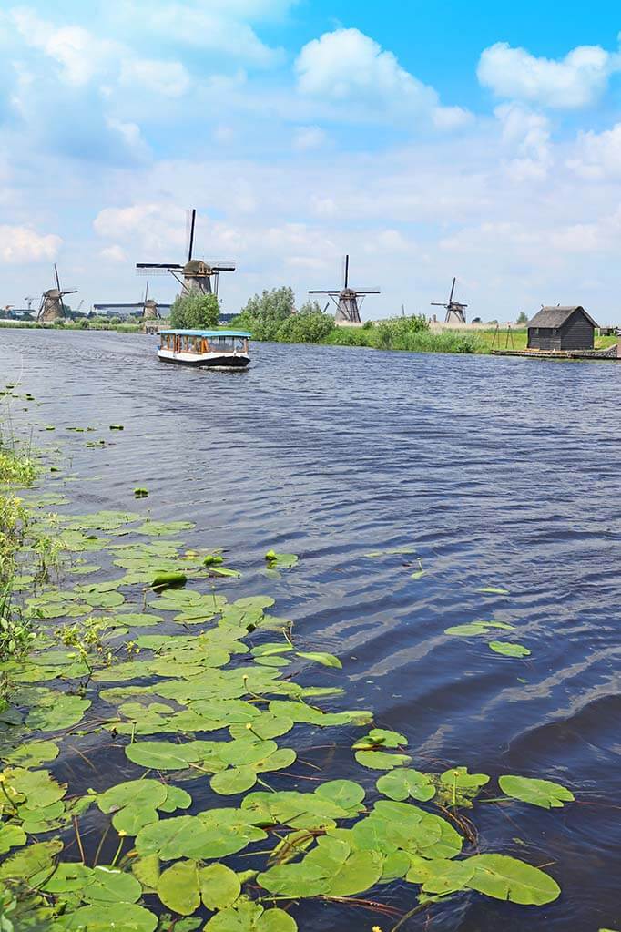 Boat tour in Kinderdijk