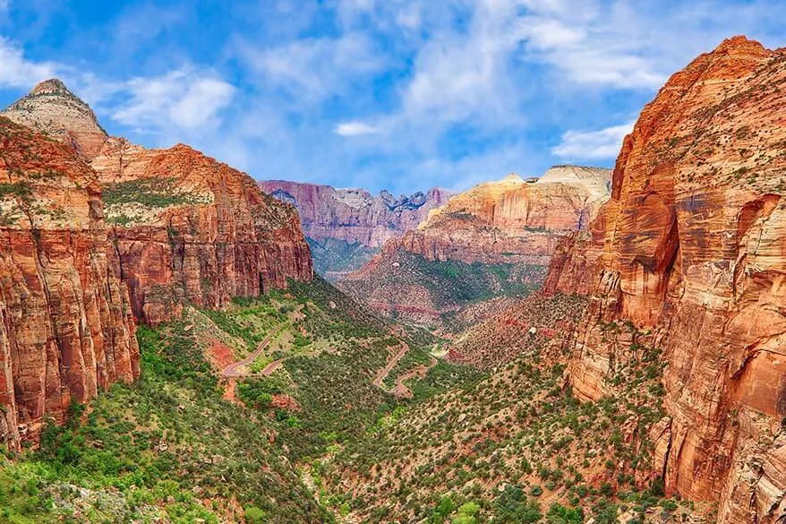 Canyon Overlook Trail in Zion