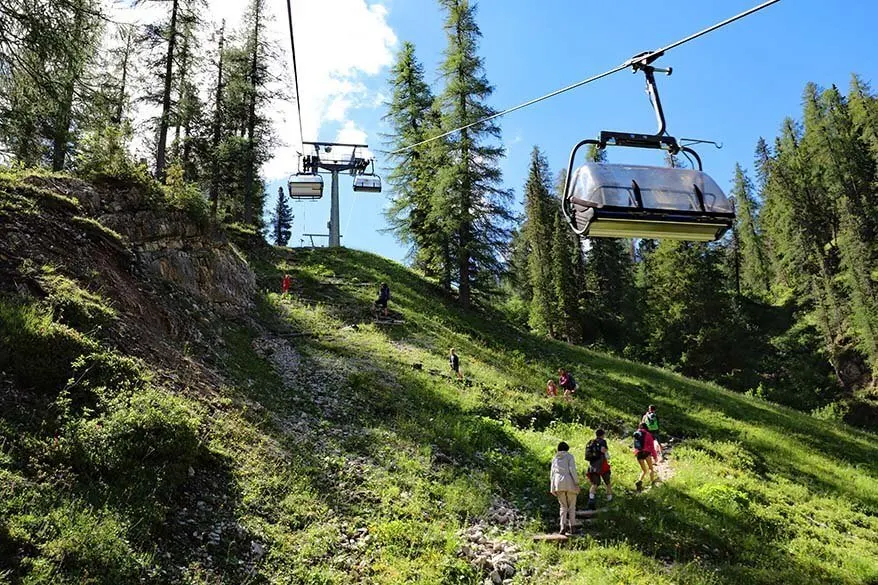 Steep hiking trail under the Cinque Torri cable car