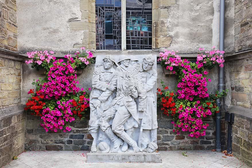 War monument outside of St Peter Church in Bastogne