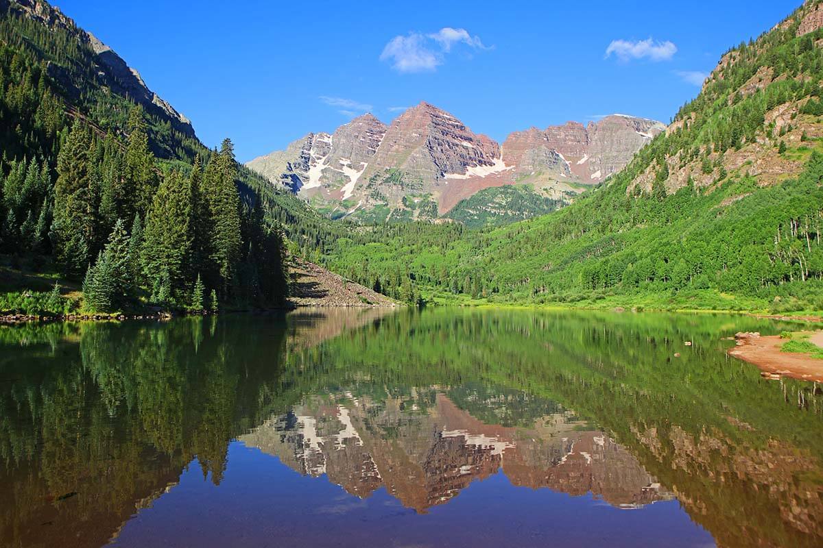 How to Visit Maroon Bells & Hike the Crater Lake Trail (Colorado, USA)