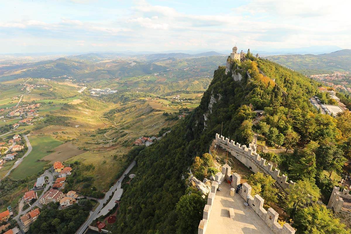 San Marino Castle: Tips & Info for Visiting the Three Towers of San Marino