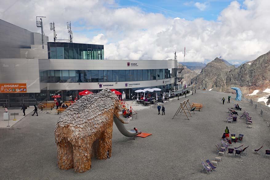 Eisgrat mountain station at Stubai Glacier