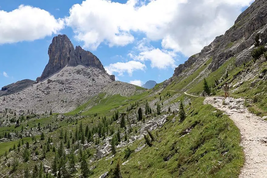 Forecella Ambrizzola as seen looking backwards, just a few minutes before you reach Lago Federa