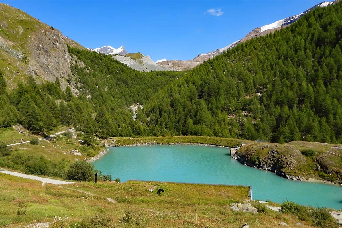 Moosjisee lake along the 5 Lakes Walk in Zermatt