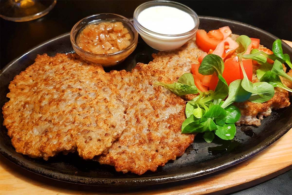 Bulviniai blynai - Lithuanian potato pancakes