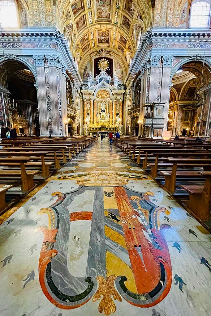 Chiesa del Gesu Nuovo in Naples