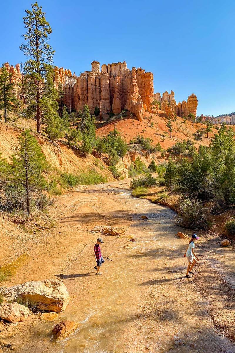 Mossy Cave hike in Bryce Canyon National Park