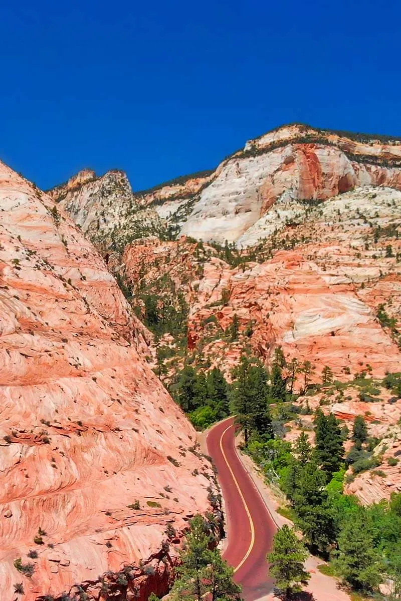 Mt Carmel Scenic drive in Zion National Park