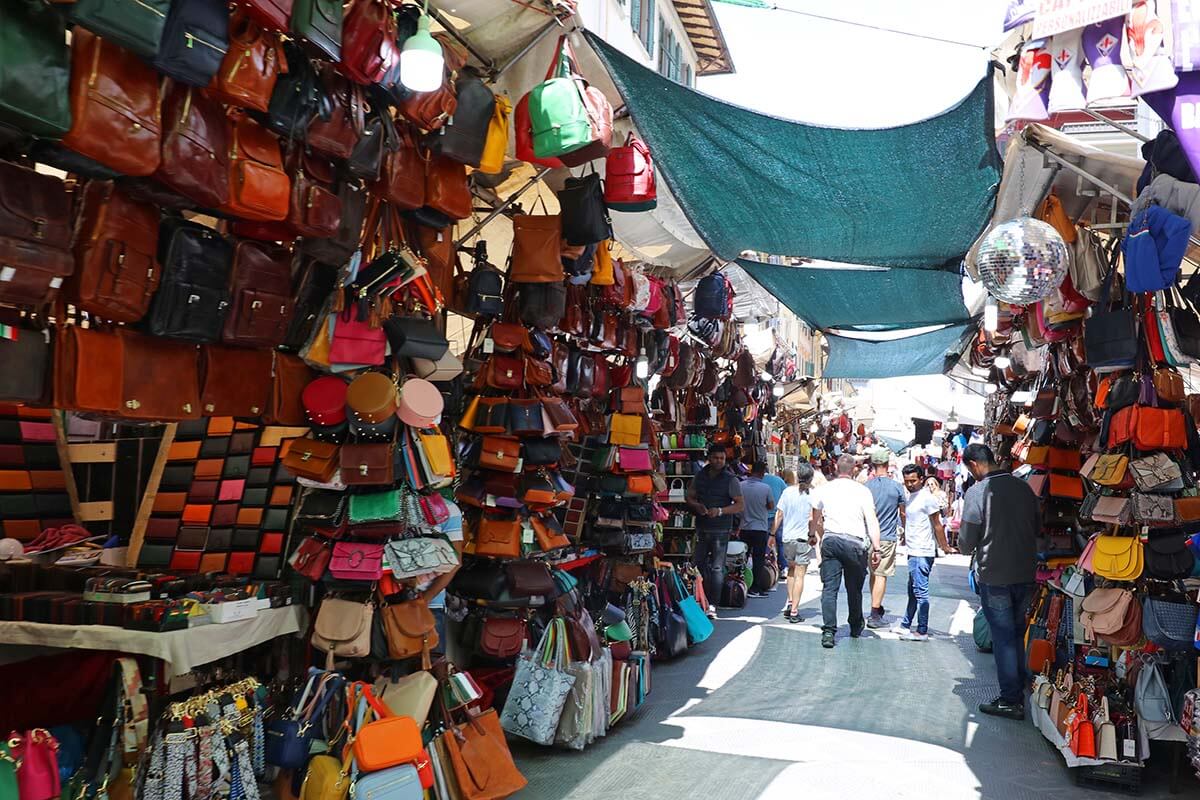 San Lorenzo market in Florence