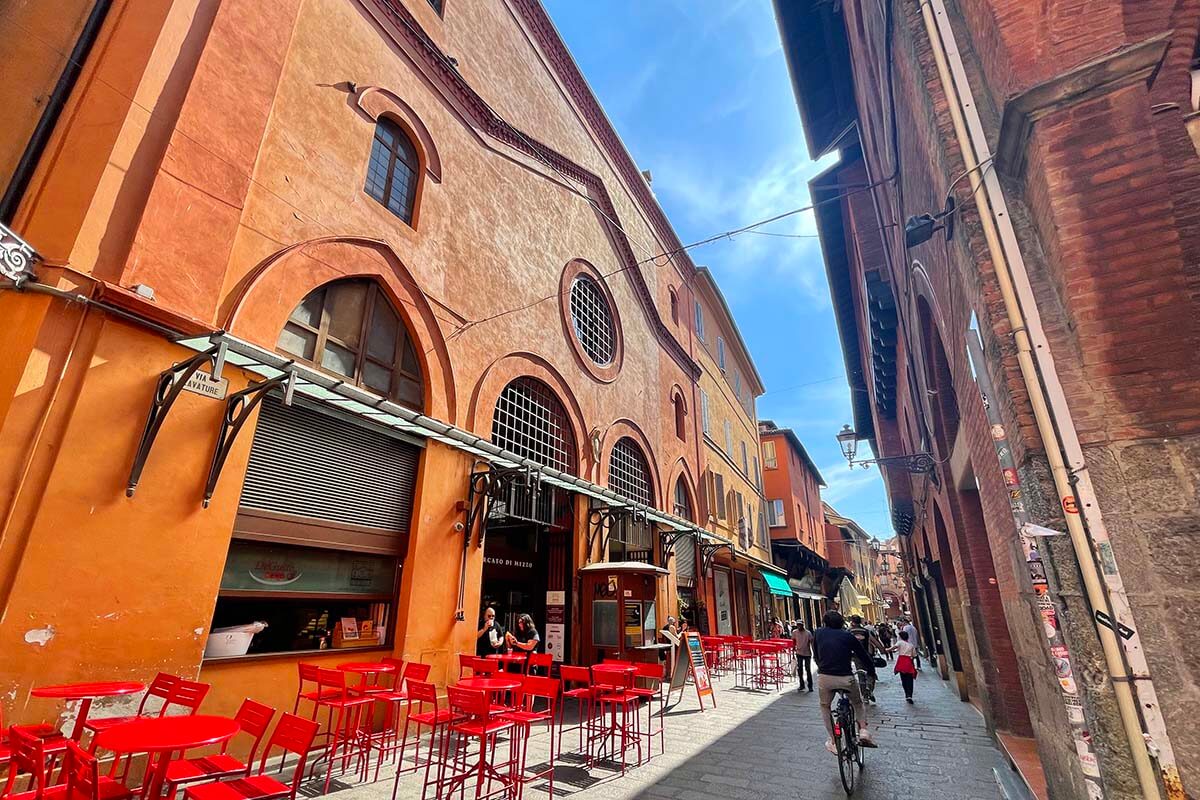 Mercato di Mezzo in Bologna