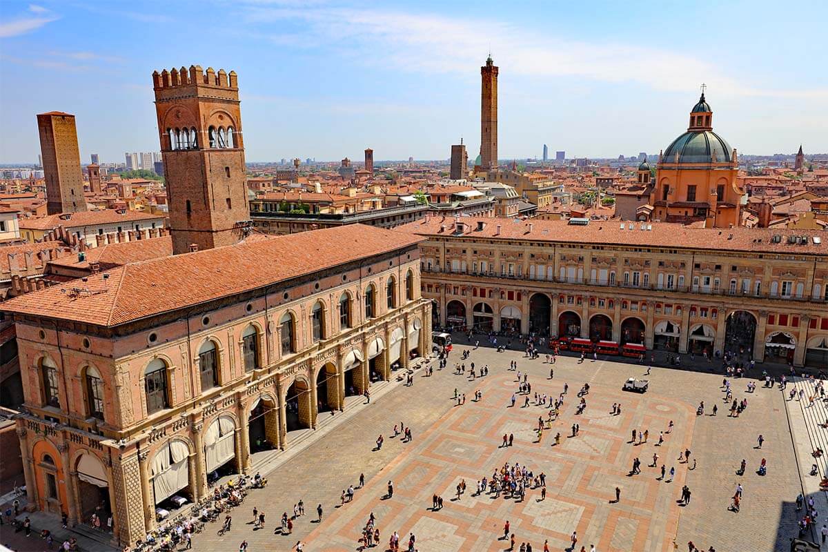 Piazza Maggiore in Bologna, Italy