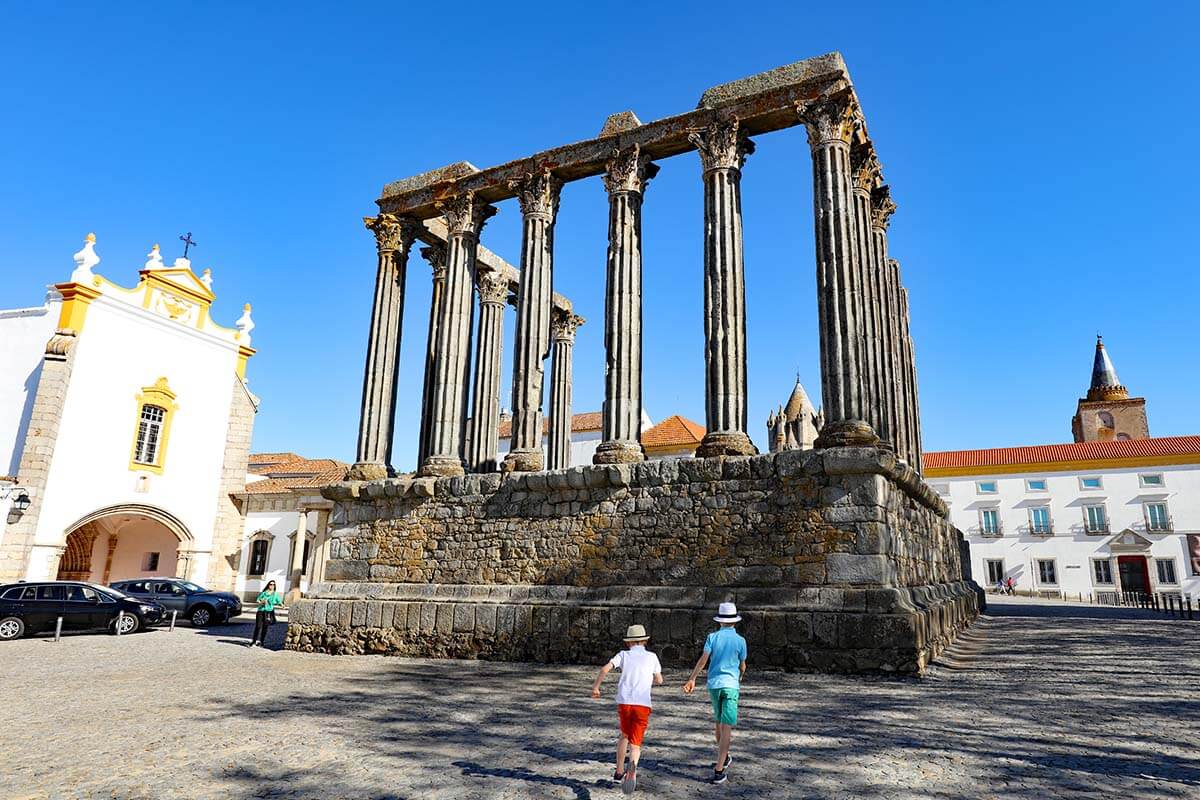 Roman Temple of Evora, aka Templo de Diana, Évora