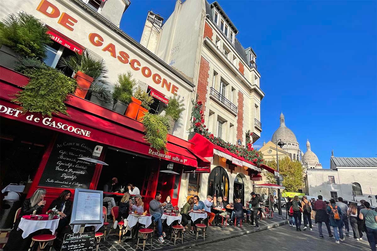 Place du Tertre in Montmartre, Paris