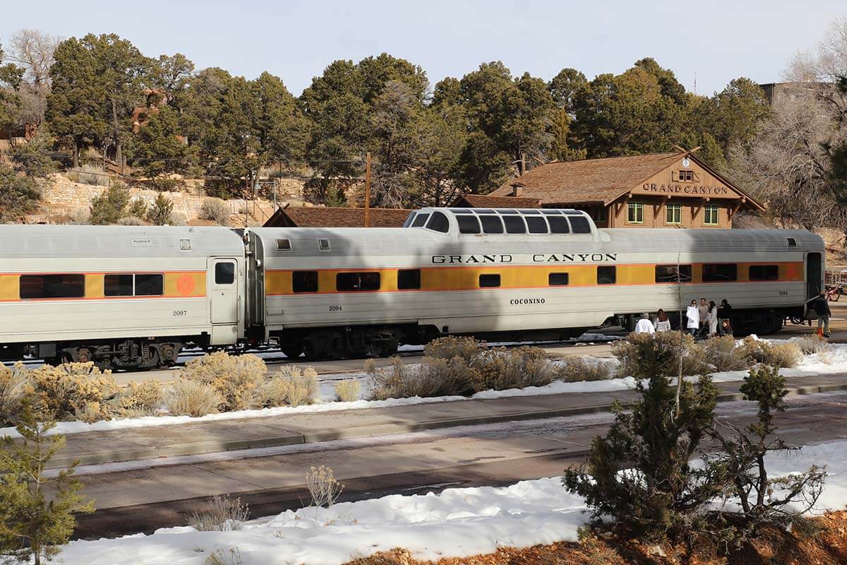 Grand Canyon train at a station in Grand Canyon Village