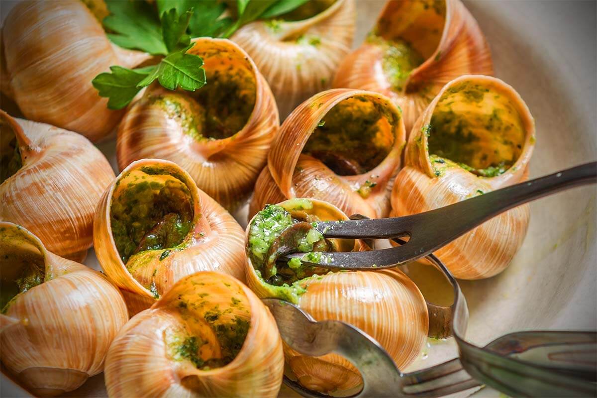 Traditional French food and typical dishes to try in France