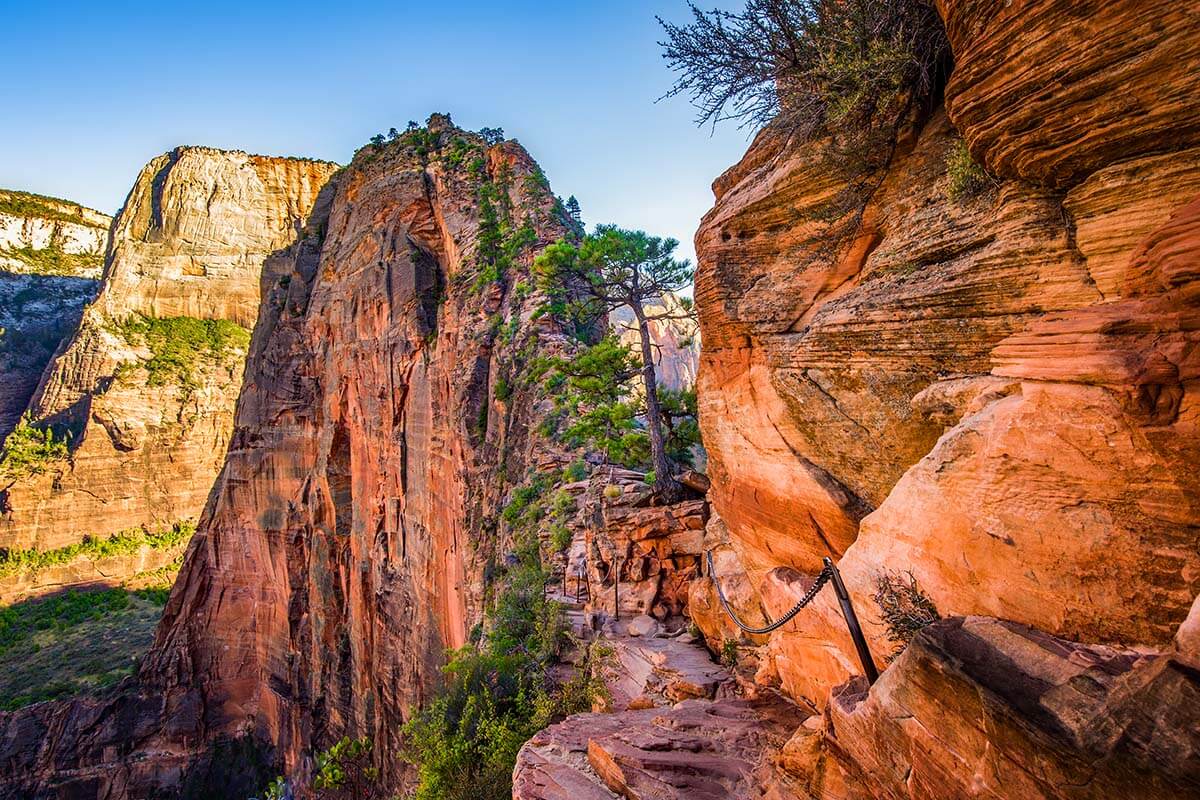 Angels Landing in Zion National Park - Utah bucket list