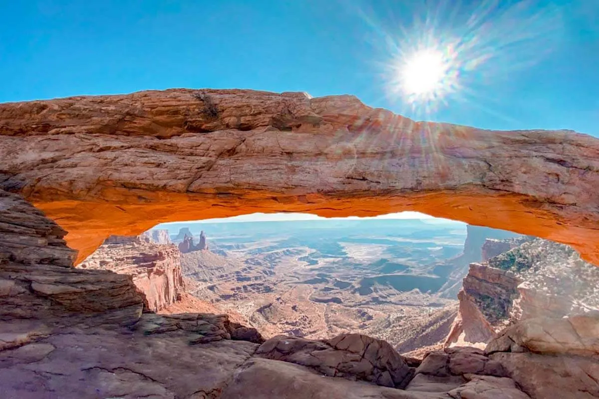 Mesa Arch in Canyonlands National Park - Utah bucket list