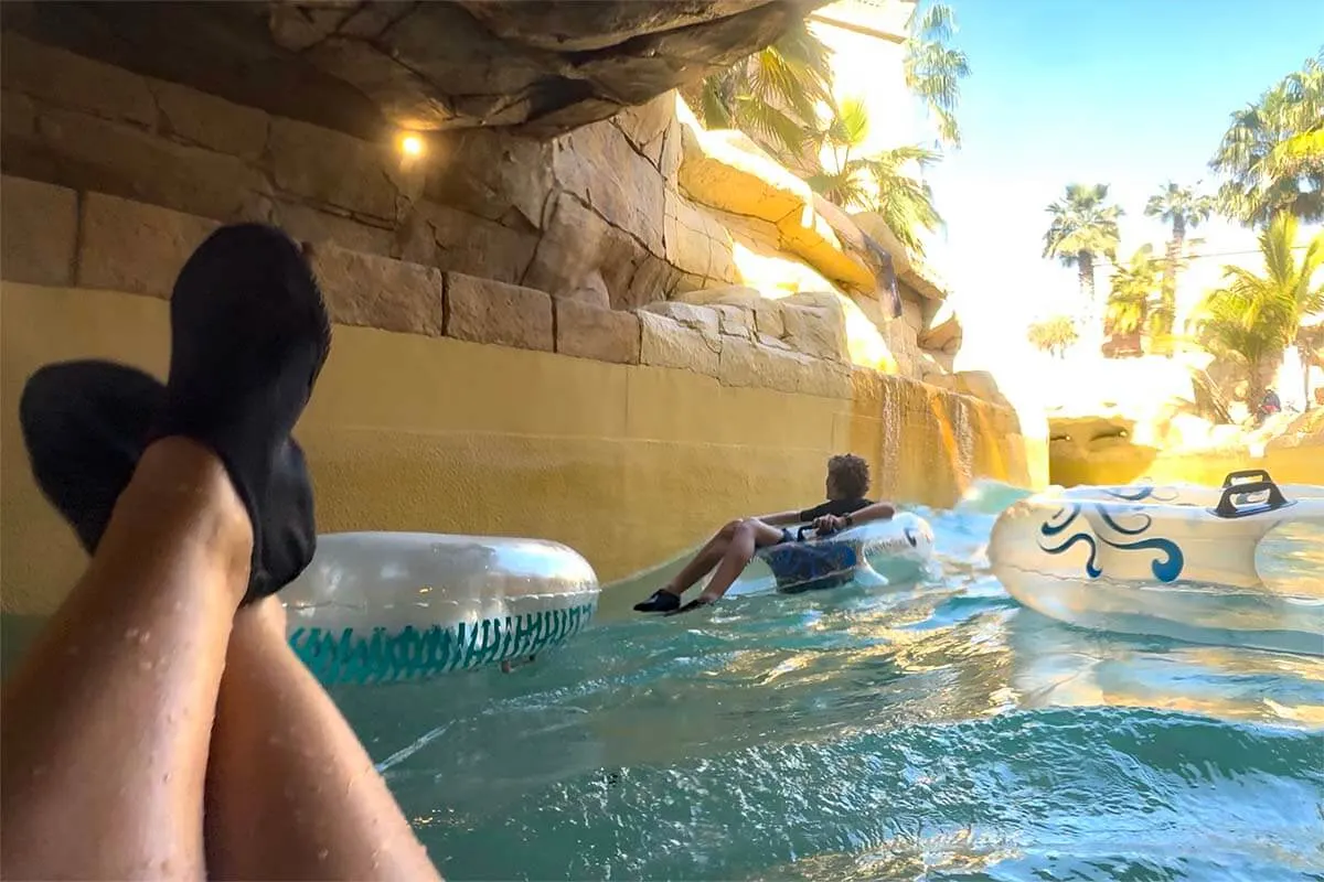 Dubai tips - lazy river at Aquaventure water park