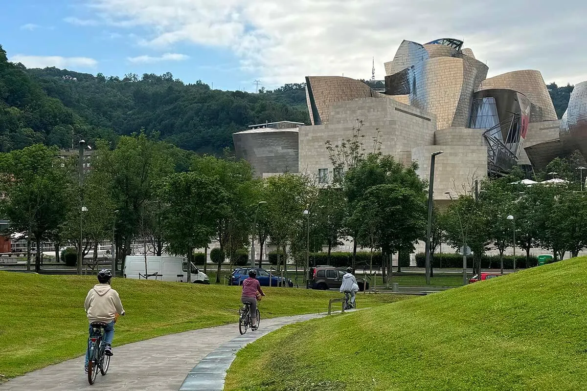 Bilbao day trip - biking near Guggenheim Museum