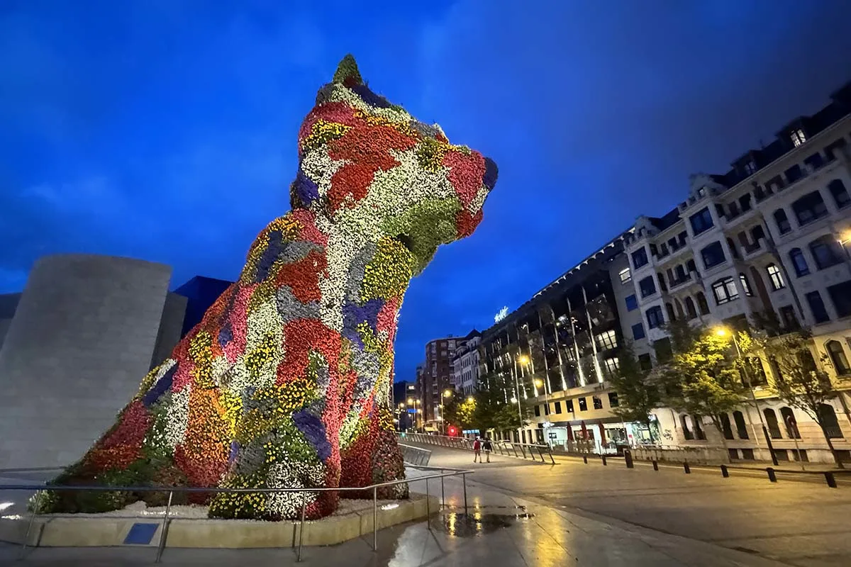 Puppy sculpture - must see in Bilbao Spain